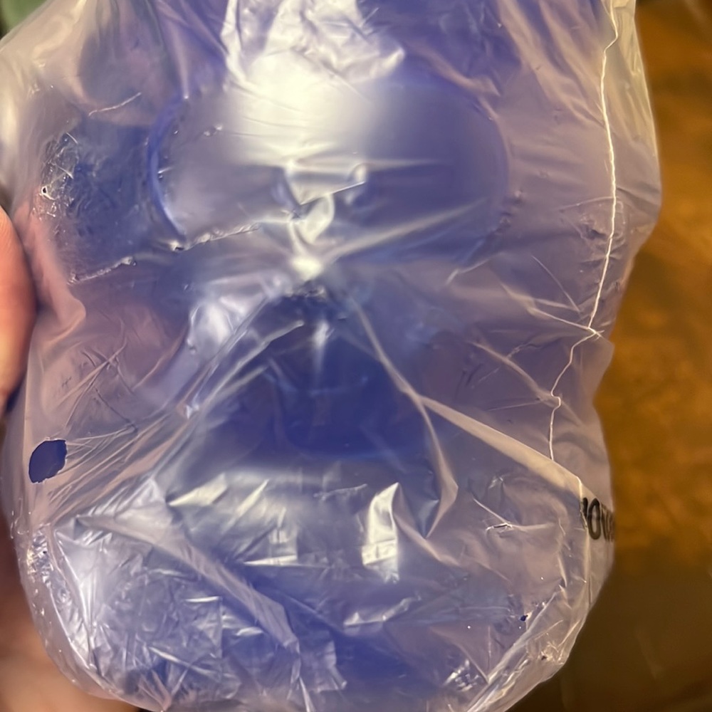 Tupperware snack cup for kids
